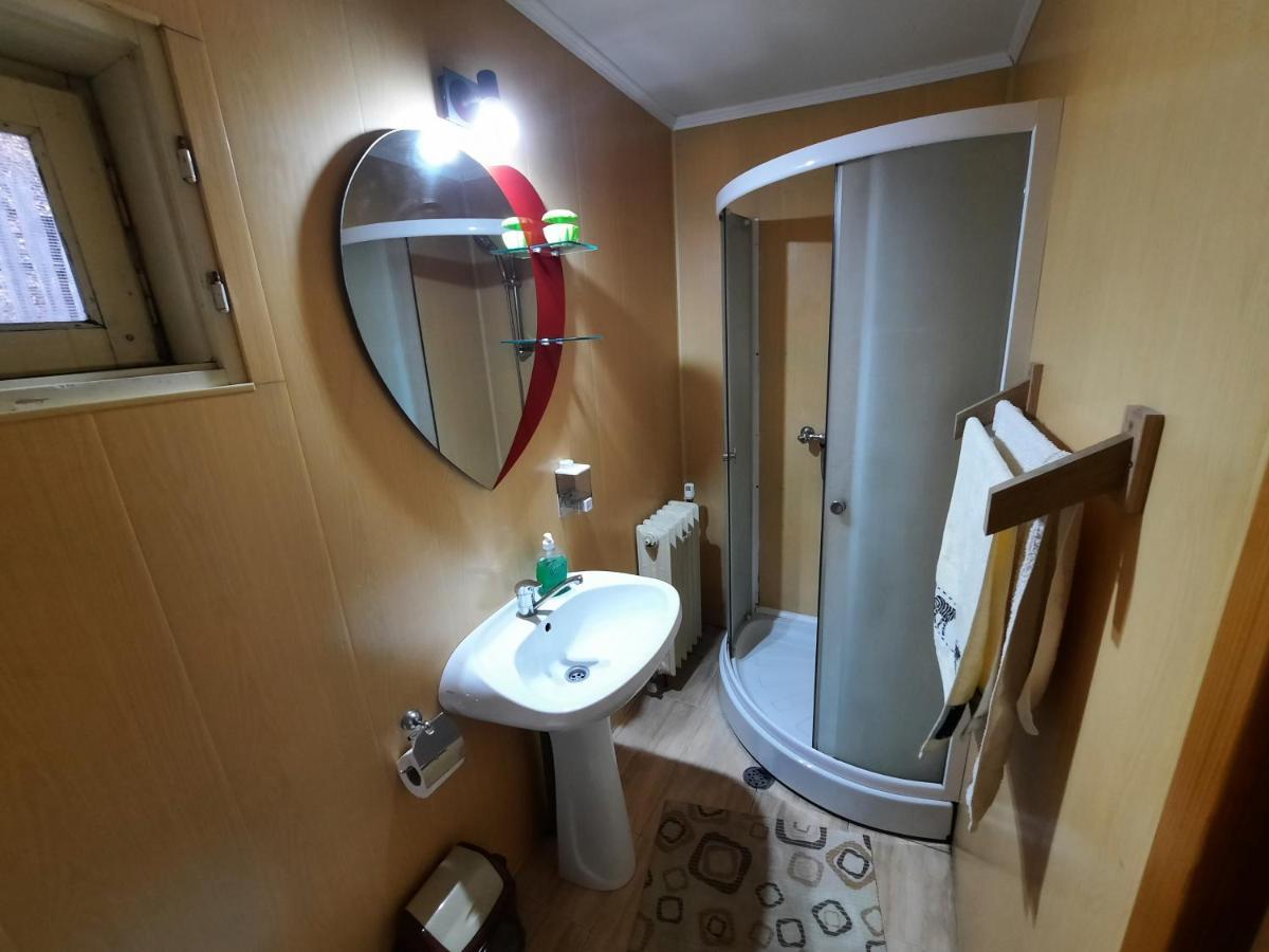 Pensión Pensiunea Casa Soarelui Podu Dimbovitei